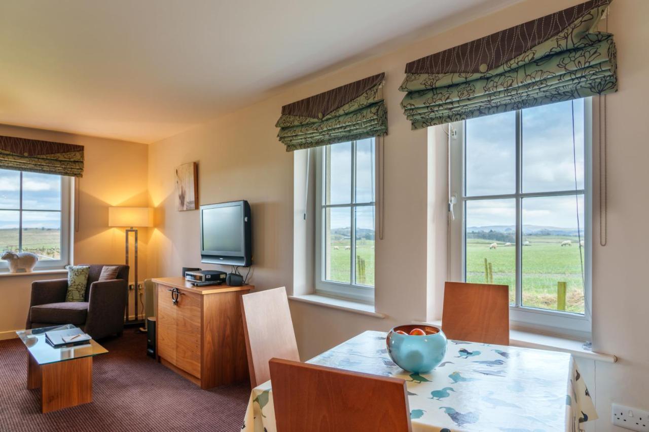 12 Ullswater Suite - Whitbarrow Village Penruddock Extérieur photo