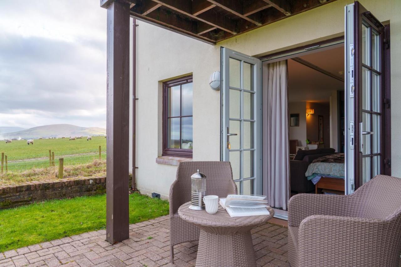 12 Ullswater Suite - Whitbarrow Village Penruddock Extérieur photo